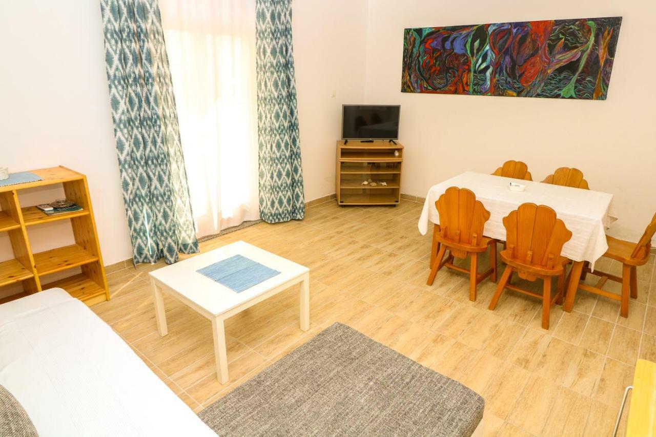 Apartments Reljic With Terrace Baška Exterior foto